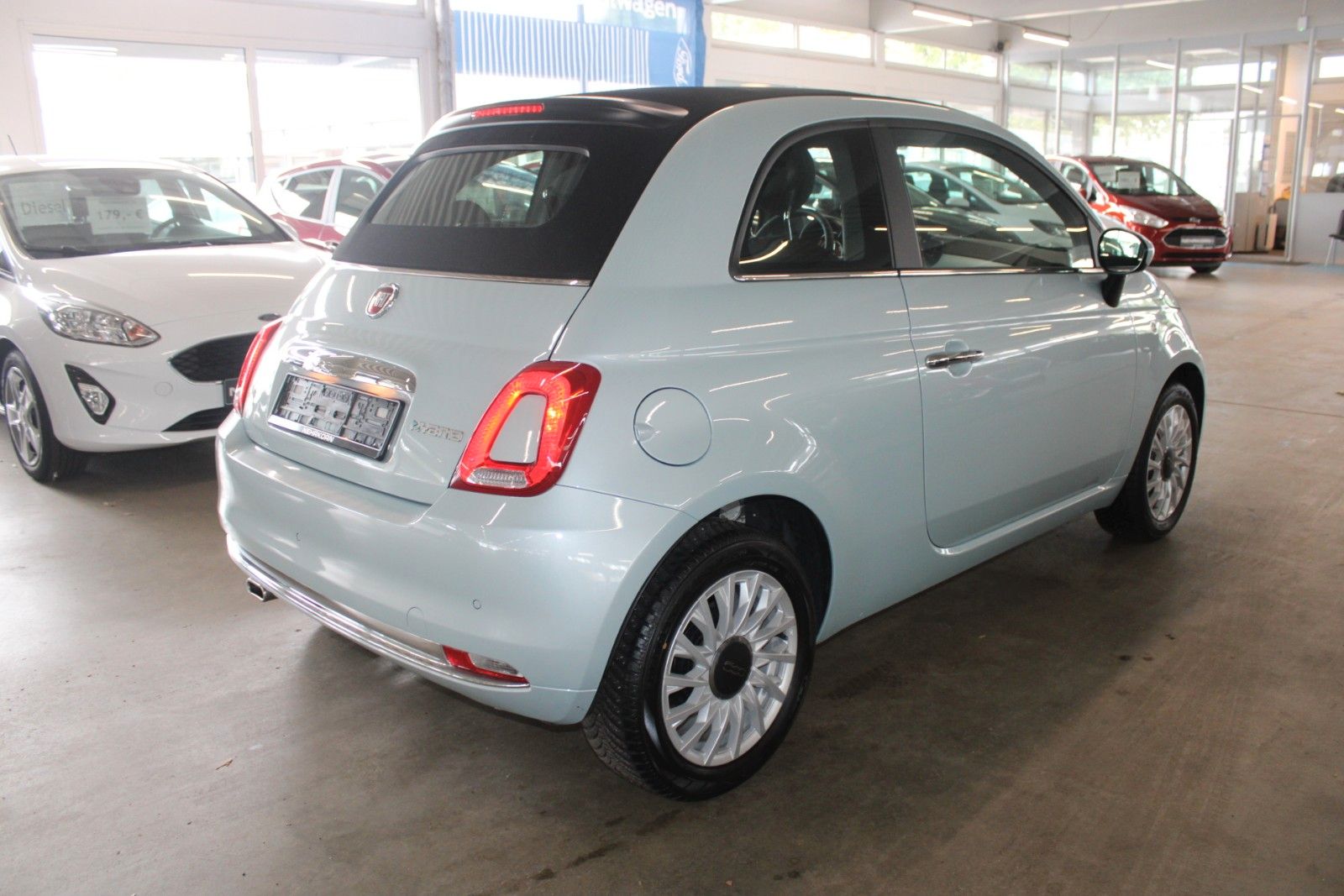 Fahrzeugabbildung Fiat 500C CABRIO Hybrid DOLCEVITA DAB PDC APP LINK