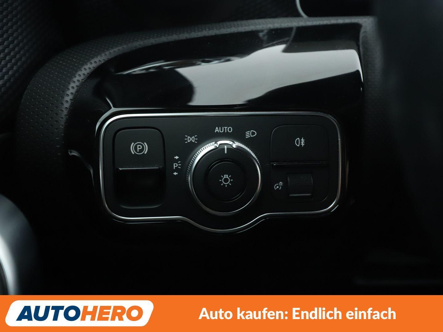 Mercedes-Benz  A 250 Progressive Aut.*LED*NAVI*TEMPO*PDC*SHZ*