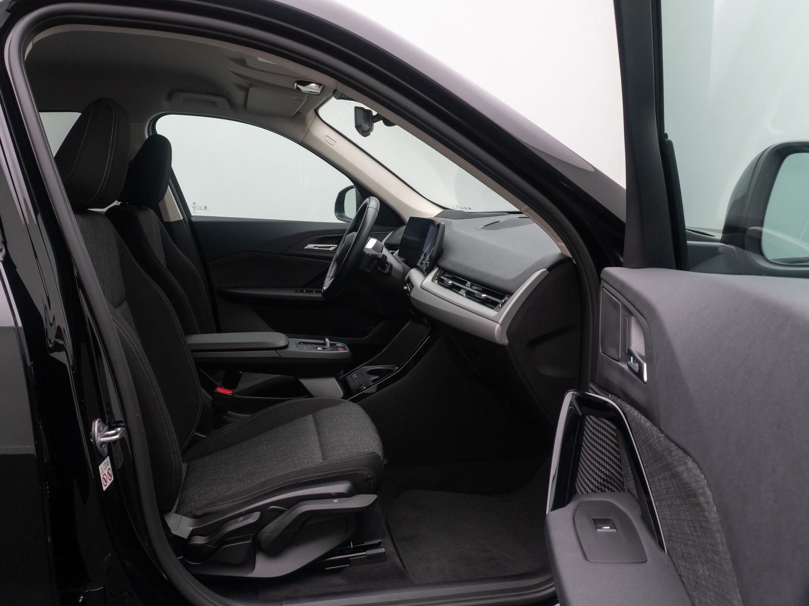 Fahrzeugabbildung BMW iX1 xD30 HUD DAB Komfort FernlichtAs Geschwindig