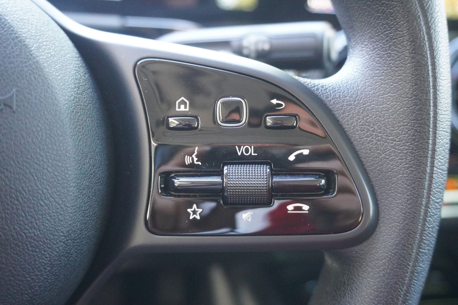 Mercedes-Benz B250 e Style AUTOMATIK LED NAVI SPUR TOTW T-LEDE foto 24
