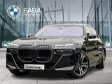 BMW 740d xDrive M Sport Pro Sky Lounge Iconic Glow