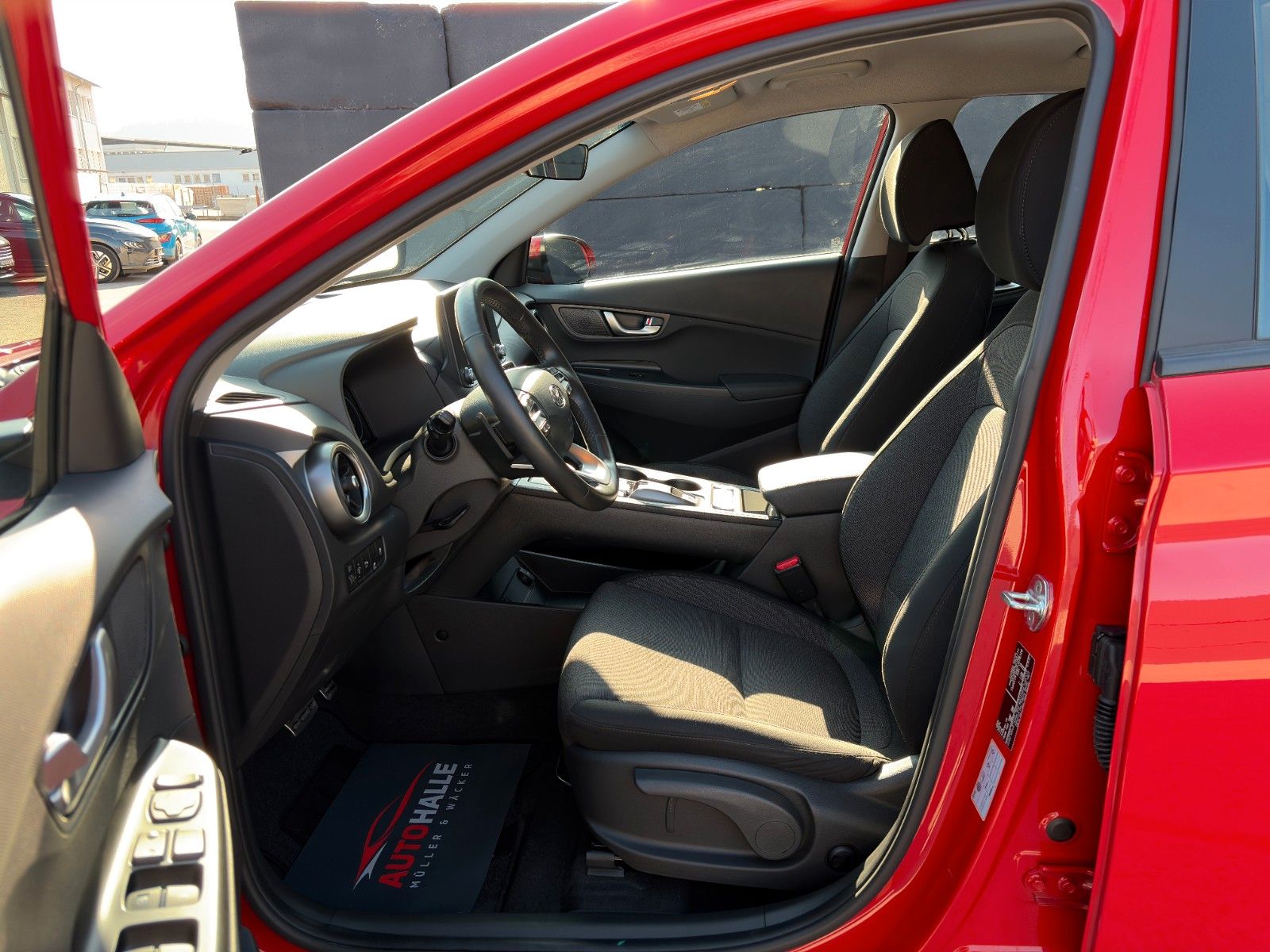 Fahrzeugabbildung Hyundai Kona e Select 2WD CarPlay FCA ACC SHZ PDC Kamera