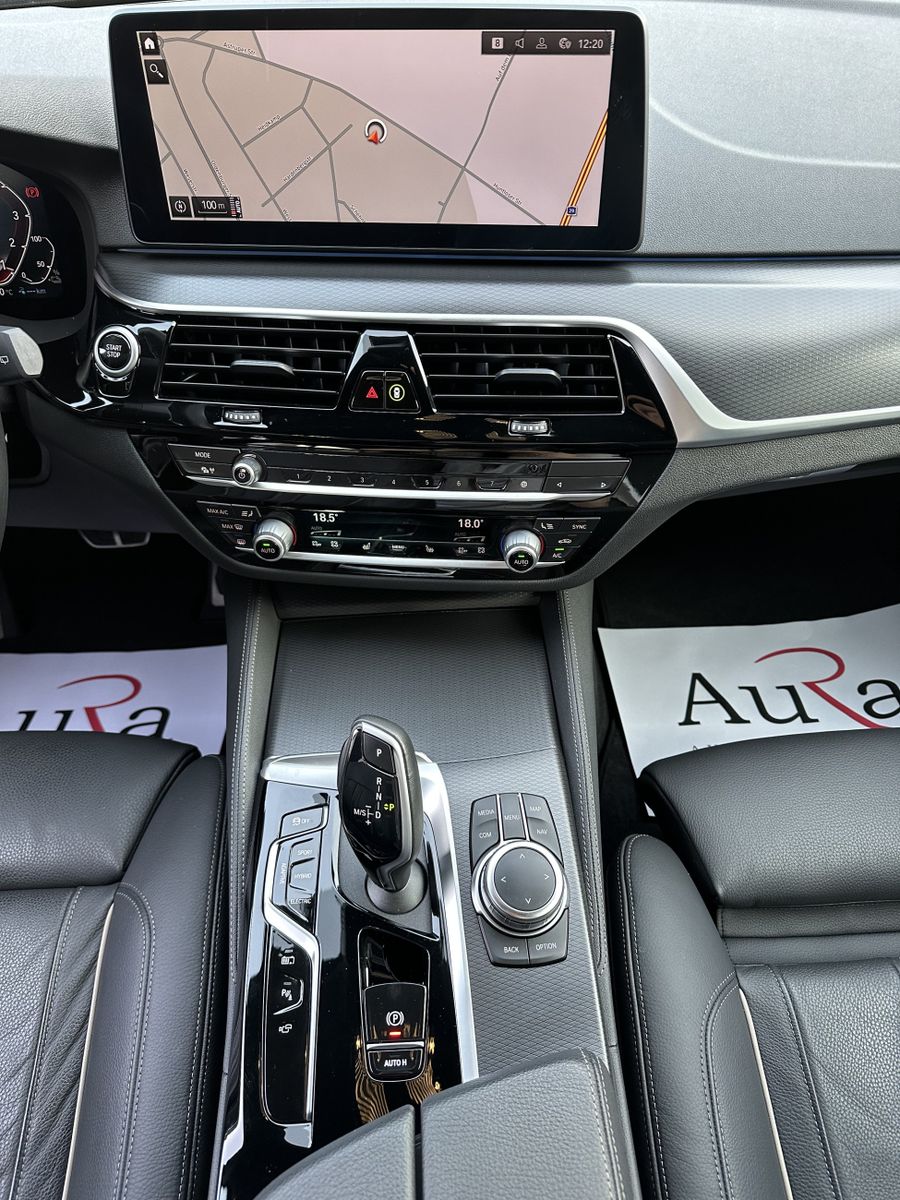 Fahrzeugabbildung BMW 530e Touring xDrive M-Sport NAV+LED+360°+ACC+LC