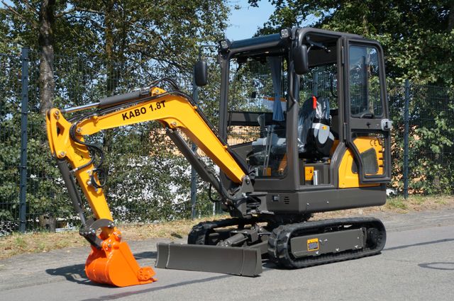 Autres Minibagger 1,8T Kubota 3 Zylinder Diesel