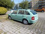 Skoda Fabia 1.4 16V Comfort Combi Automatik Comfort - Skoda Fabia aus 2002: 1.4