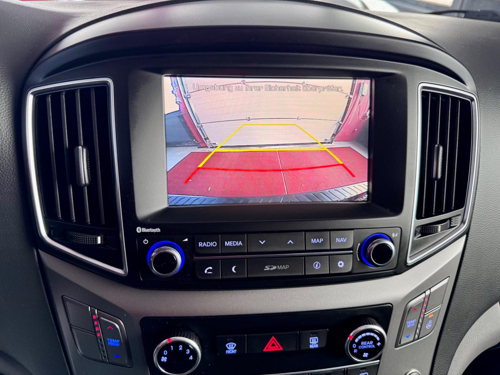 Hyundai H-1 Travel Comfort Leder Navi Automatik Kamera