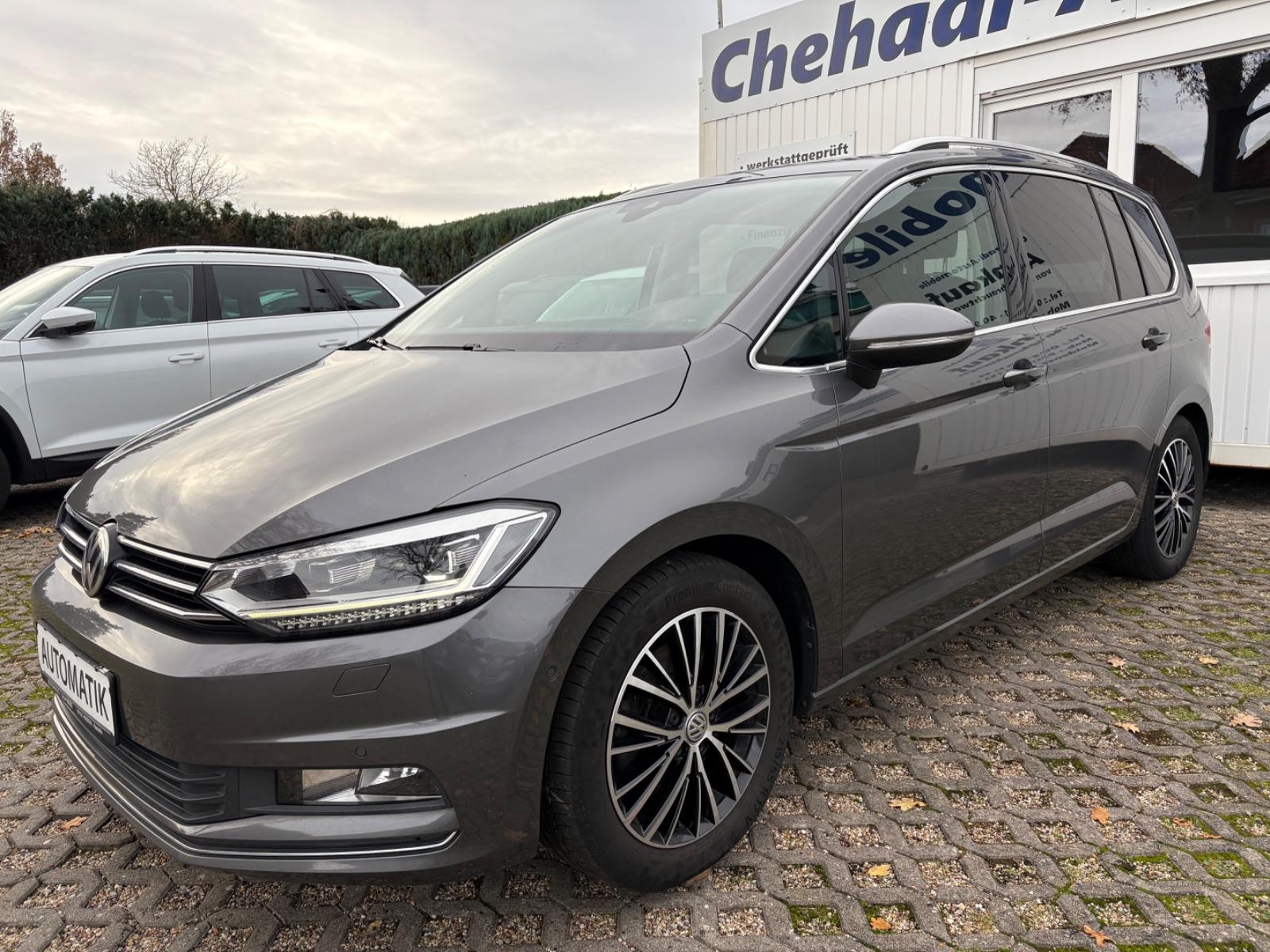Volkswagen Touran Highline/Panoramad/Navi/LED/7-Sitze/1Hand