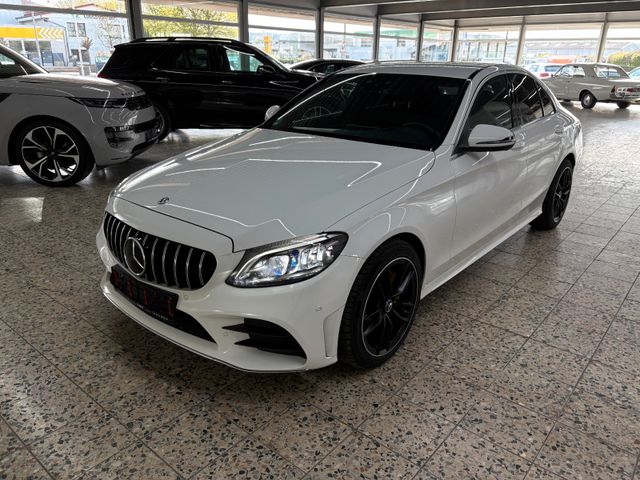 MERCEDES-BENZ C 300 AMG-Line/MultibeamLED/Burmester/AmbientLED