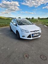 Ford Focus Schrägheck 1.6 TDCI weiß - Ford Focus: Schrägheck