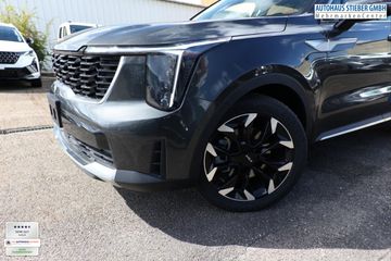 KIA Sorento - 4