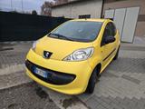 Peugeot 107 1.0 68CV 3p. Desir - Peugeot 107: Gelb