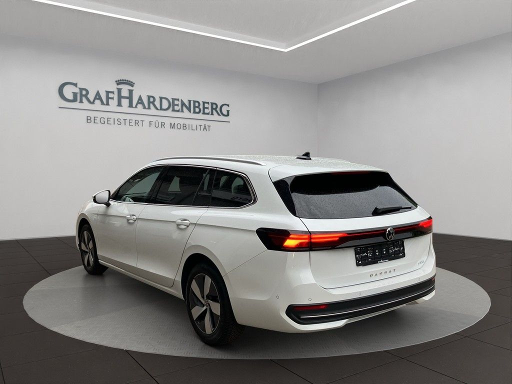 Volkswagen Passat Business 1.5 eTSI DSG Navi AHK AreaView foto 4