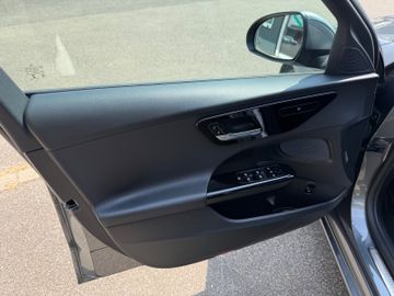 Mercedes C 200 - 4
