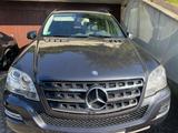 Mercedes-Benz ML 300 CDI 4MATIC BlueEFF. Grand Edition Gra... - Mercedes-Benz Ml grand edition