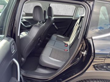 Peugeot 2008 1.2 PureTech 110 Allure Kam.+SHZ+PDC