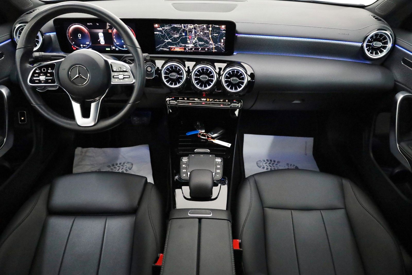 Fahrzeugabbildung Mercedes-Benz CLA 250e Coupé Leder,Navi,LED,Kamera,Park Paket