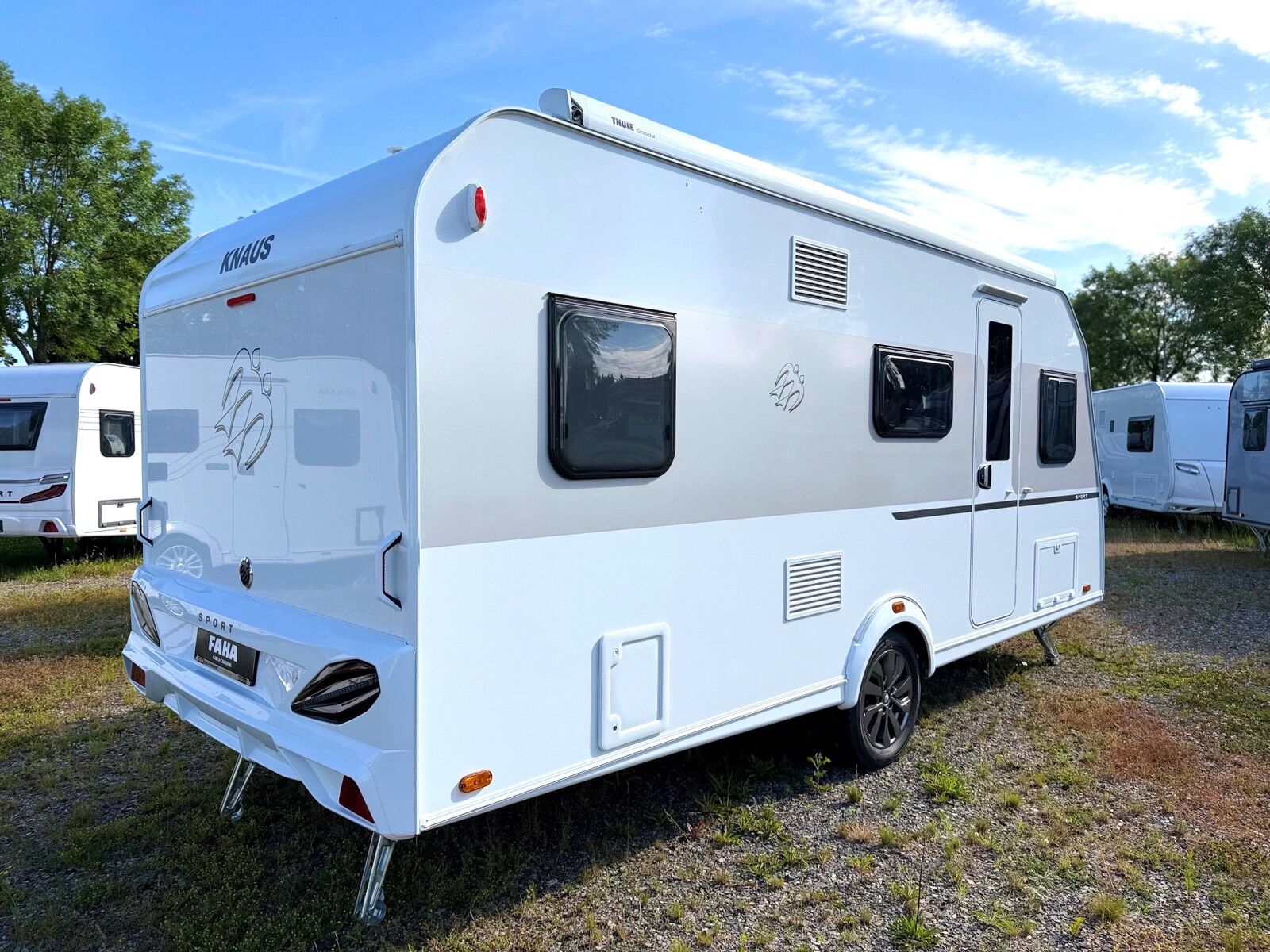 Fahrzeugabbildung Knaus Sport 500 KD Markise Etagenbett Design Paket