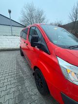 Ford Transit Custom - rote Ford Transit