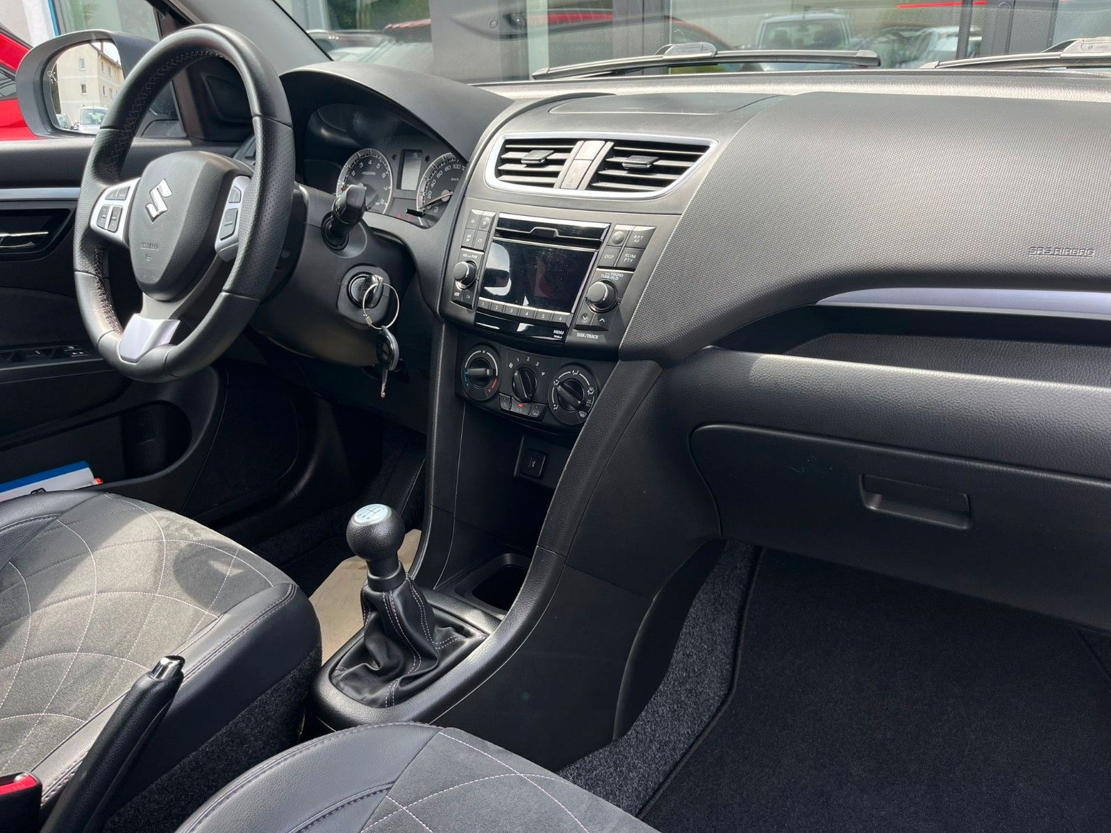 Fahrzeugabbildung Suzuki Swift X-TRA
