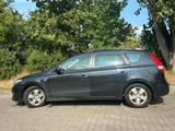 Hyundai i30 CW Blue Drive - Hyundai i30 aus 2010: Cw