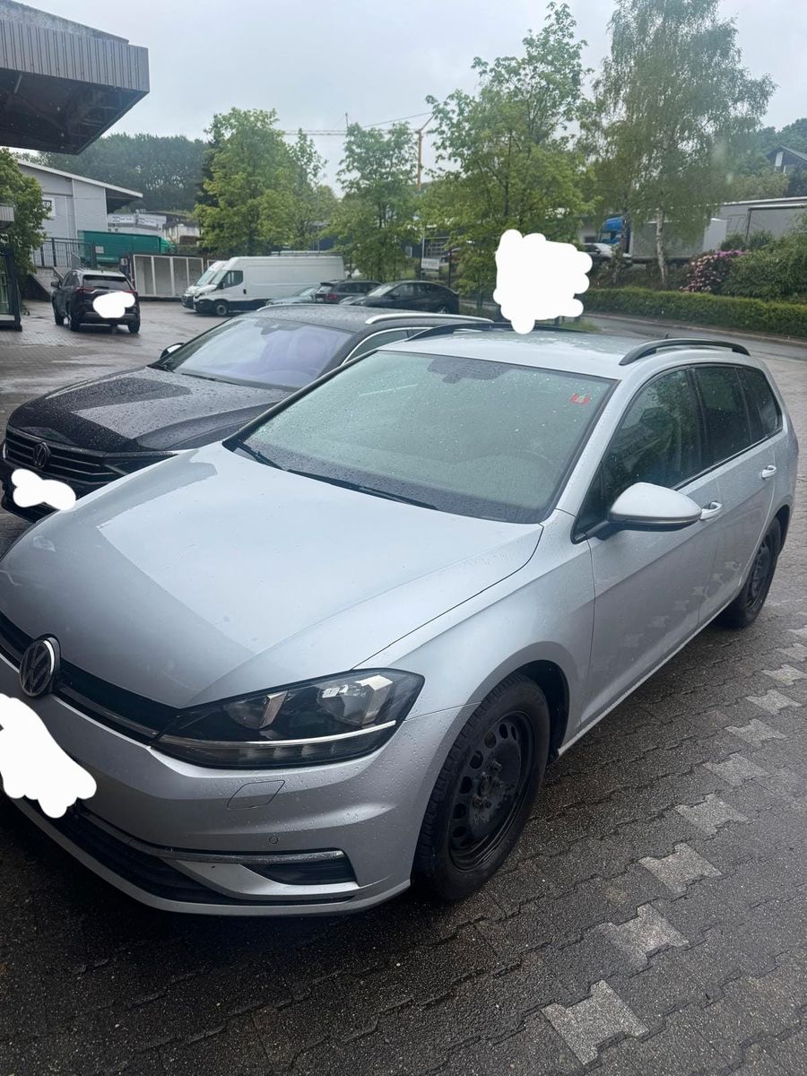 VW Golf