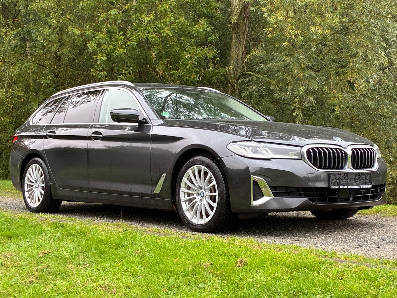 BMW 530e Touring Luxury Line Tüv=12/27! Pano! Voll!