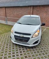 Chevrolet SPark 4 Türer - Chevrolet Captiva in Essen