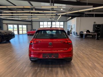 Volkswagen Golf - 6