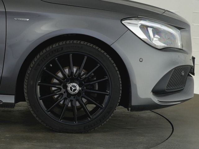 CLA 200 Shooting Brake URBAN STYLE EDITION DCT+N