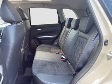 Fotografie 13 des Suzuki Vitara 1.4 Hybrid 'Comfort+' Panorama LED NAVI