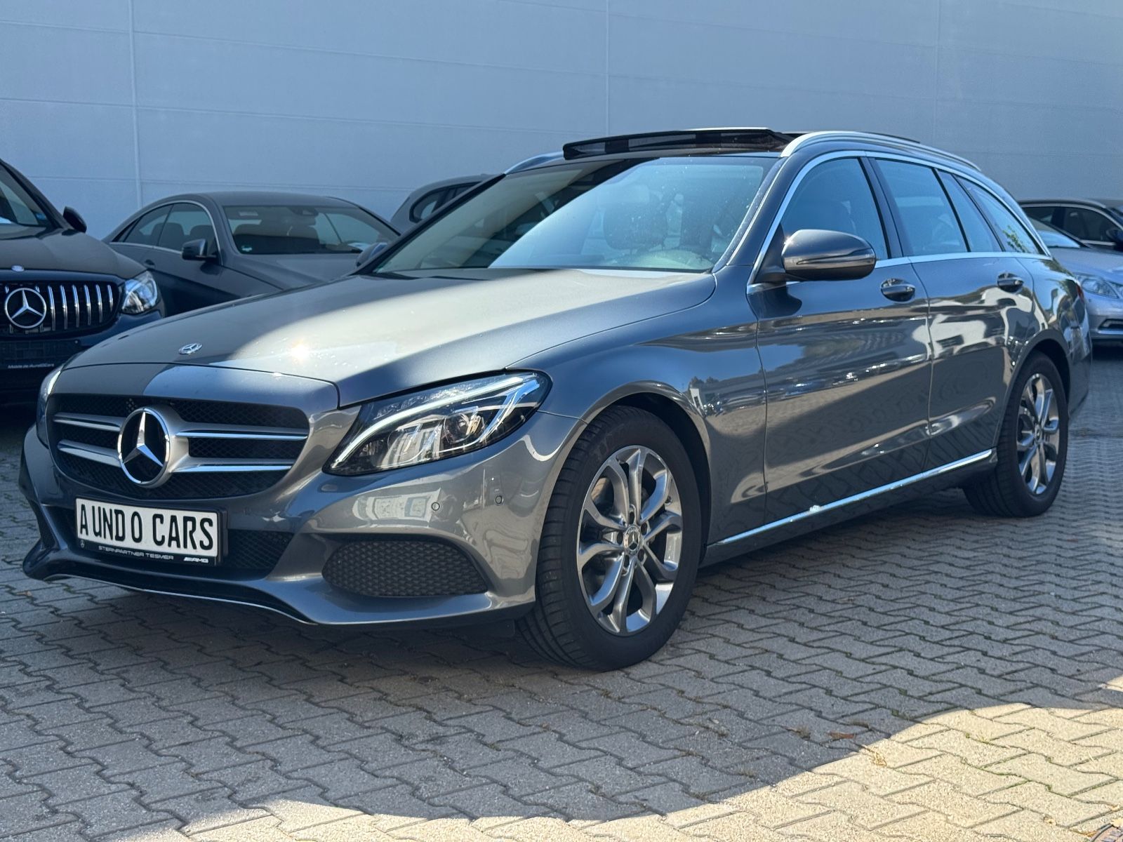 MERCEDES-BENZ C 220 Td AVANTGARDE/PANO/NAVI/PDC/SHZ/LED/MFL