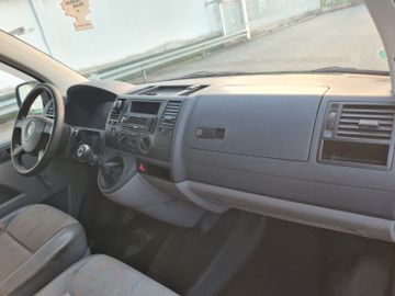 Volkswagen T5 Transporter - 11