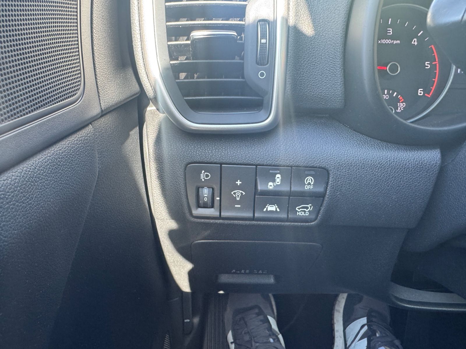 Fahrzeugabbildung Kia Sportage 1.6 CRDi Black Edition Panorama+LED+JBL
