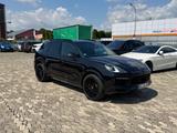Porsche Cayenne S Pano* - Porsche Cayenne mit Benzin-Antrieb: Geländewagen