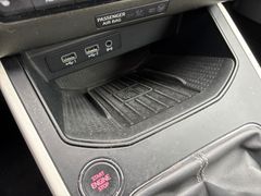 Fahrzeugabbildung Seat Arona 1.6 TDI Xcellence Navi Sitzh R.Cam AHK