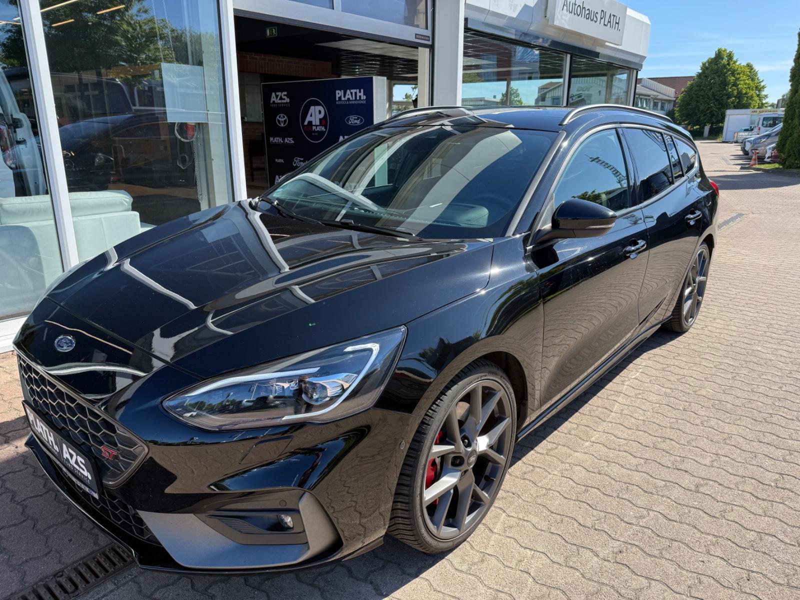 Ford Focus Turnier ST Headup Panorama AHZ