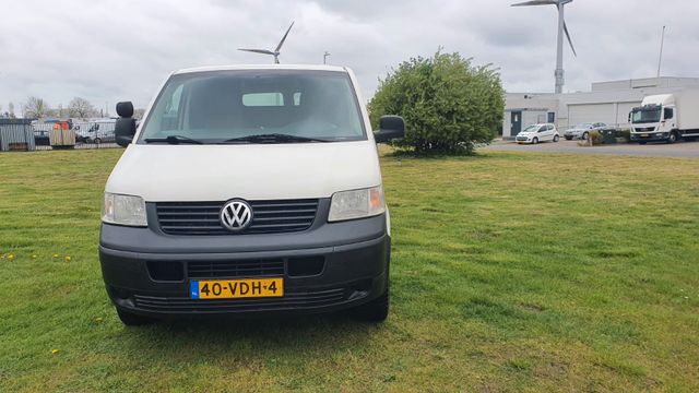 Volkswagen T5 Transporter 1.9 TDİ 63KW