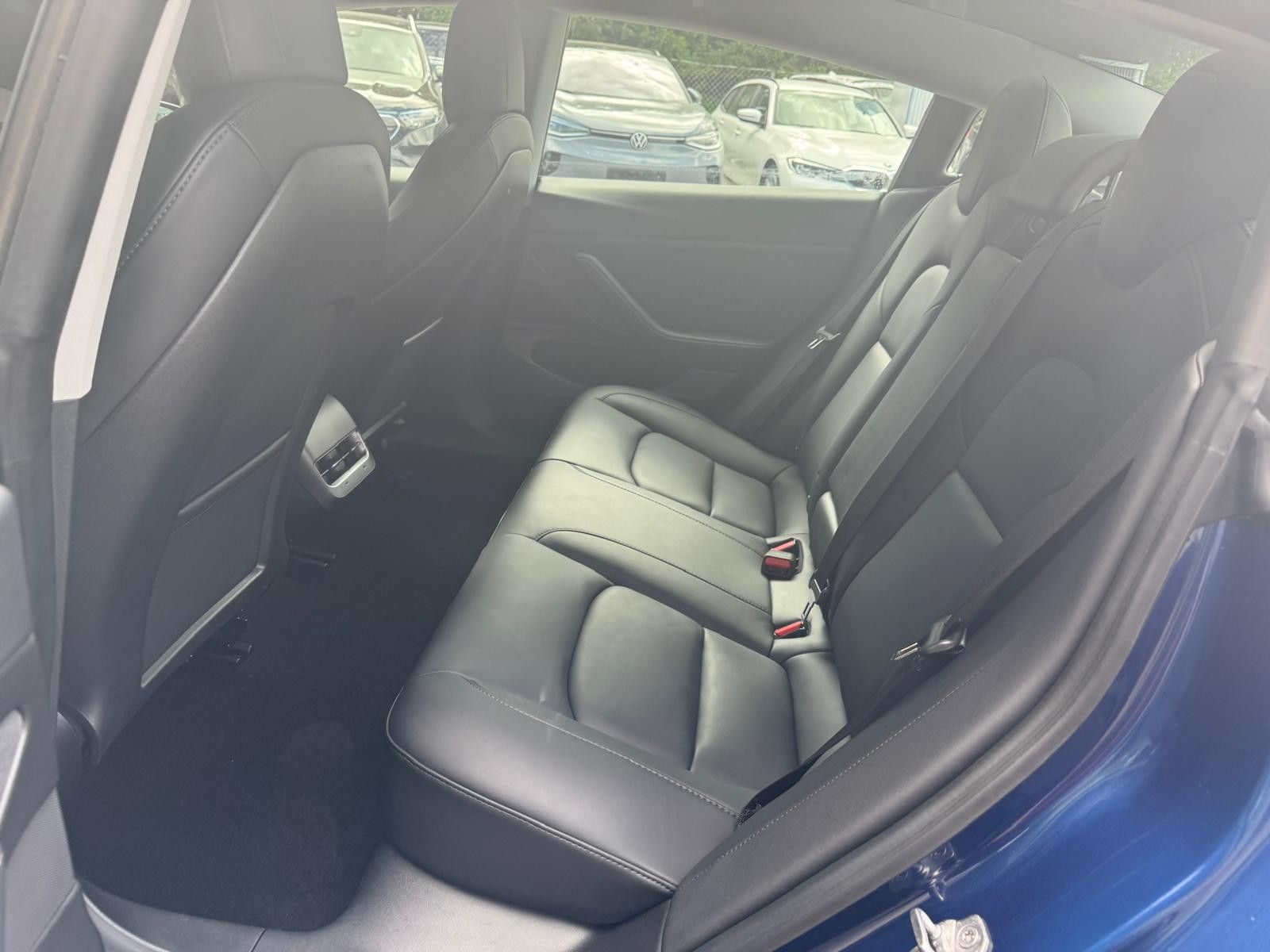 Fahrzeugabbildung Tesla Model 3 RWD PANO+LED+NAVI+SHZ+KAMERA+ACC+WP