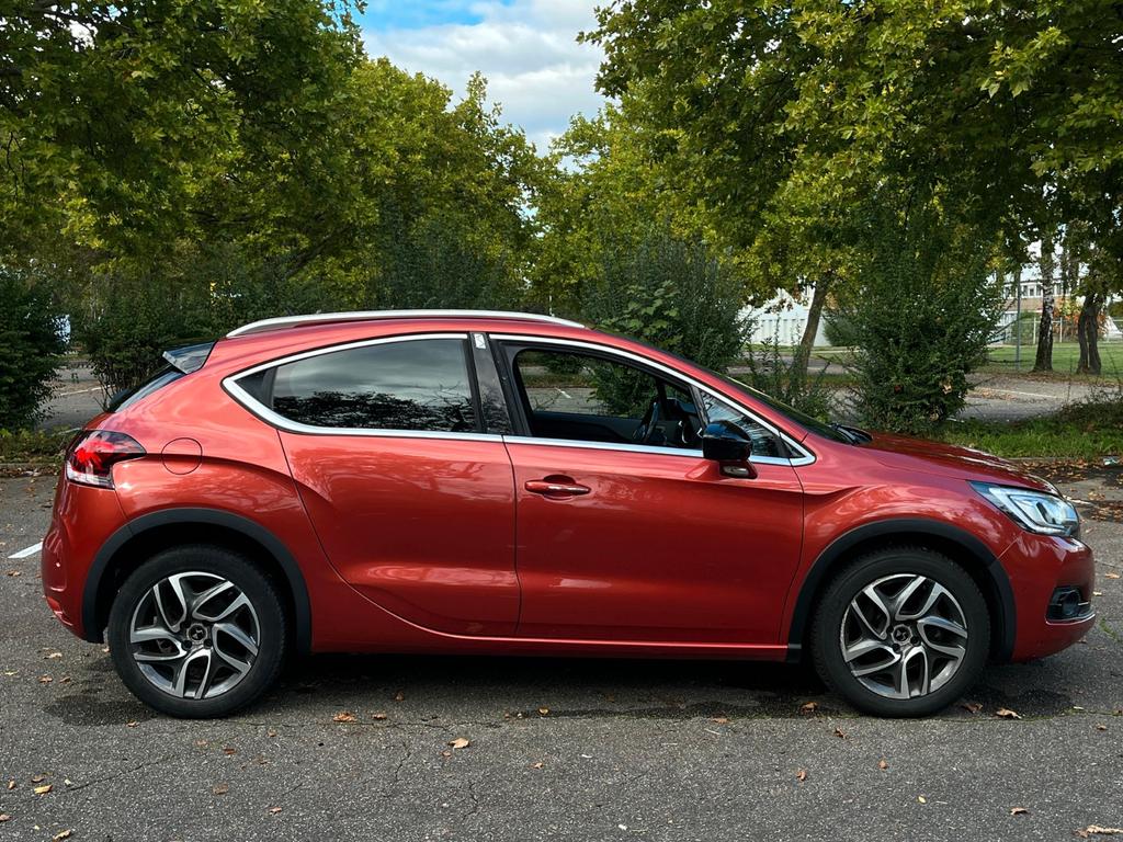 DS Automobiles DS4