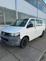 Volkswagen T5 Kombi - Volkswagen T5 Kombi aus 2010