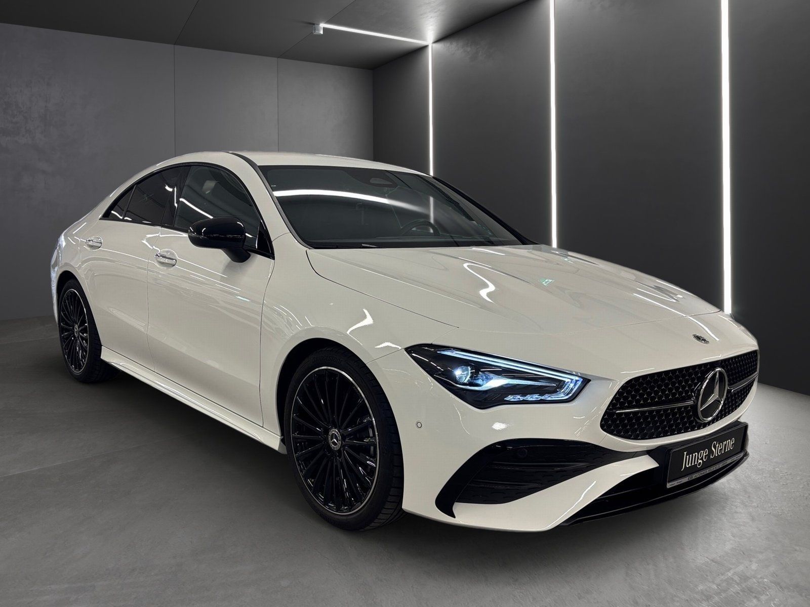 Fahrzeugabbildung Mercedes-Benz CLA 200 AMG Prem*19"*Night*Totwinkel*LED*Kamera*