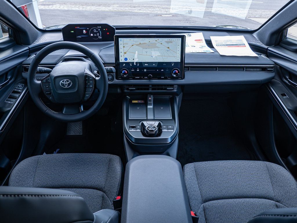 Toyota bZ4X - Bild 11