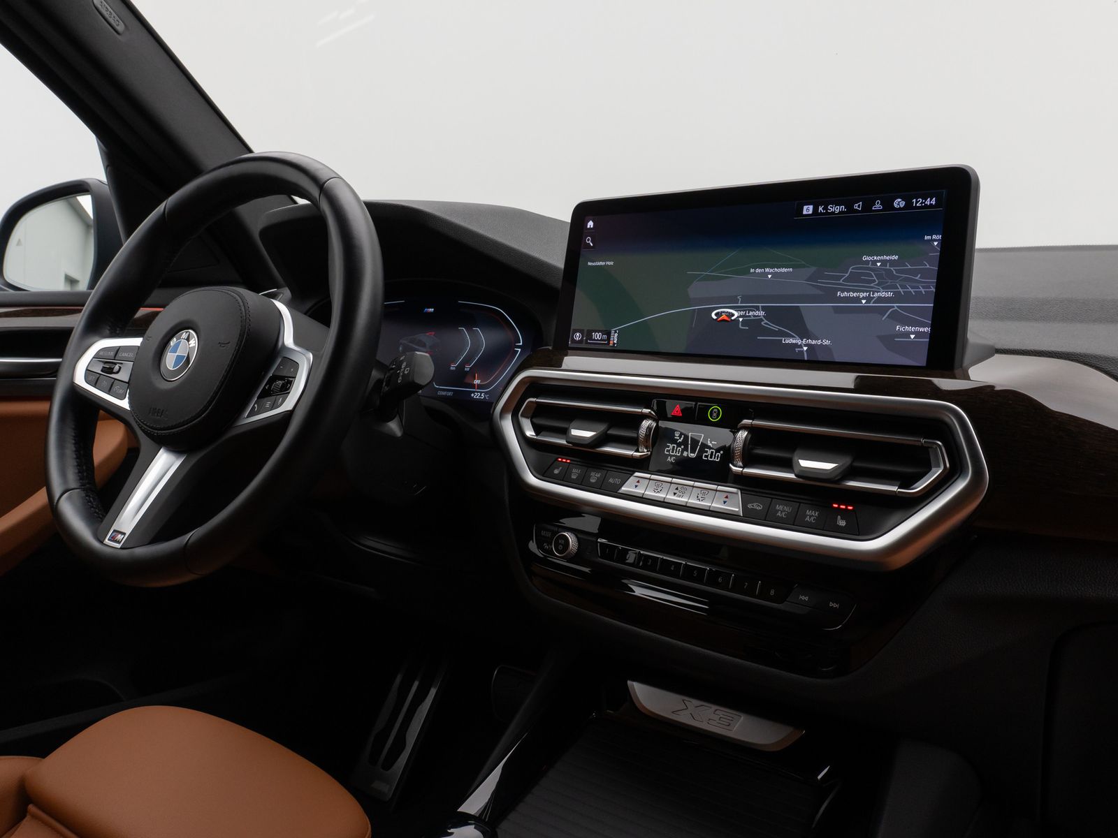 Fahrzeugabbildung BMW X3 xD20d MSport Individual HiFi Kamera DAB Alarm