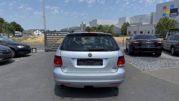 Volkswagen Golf - 5