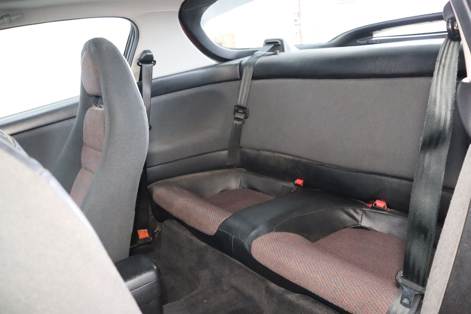 Fahrzeugabbildung Mazda MX-3 1.6 16V * Schiebedach * 1.Hand