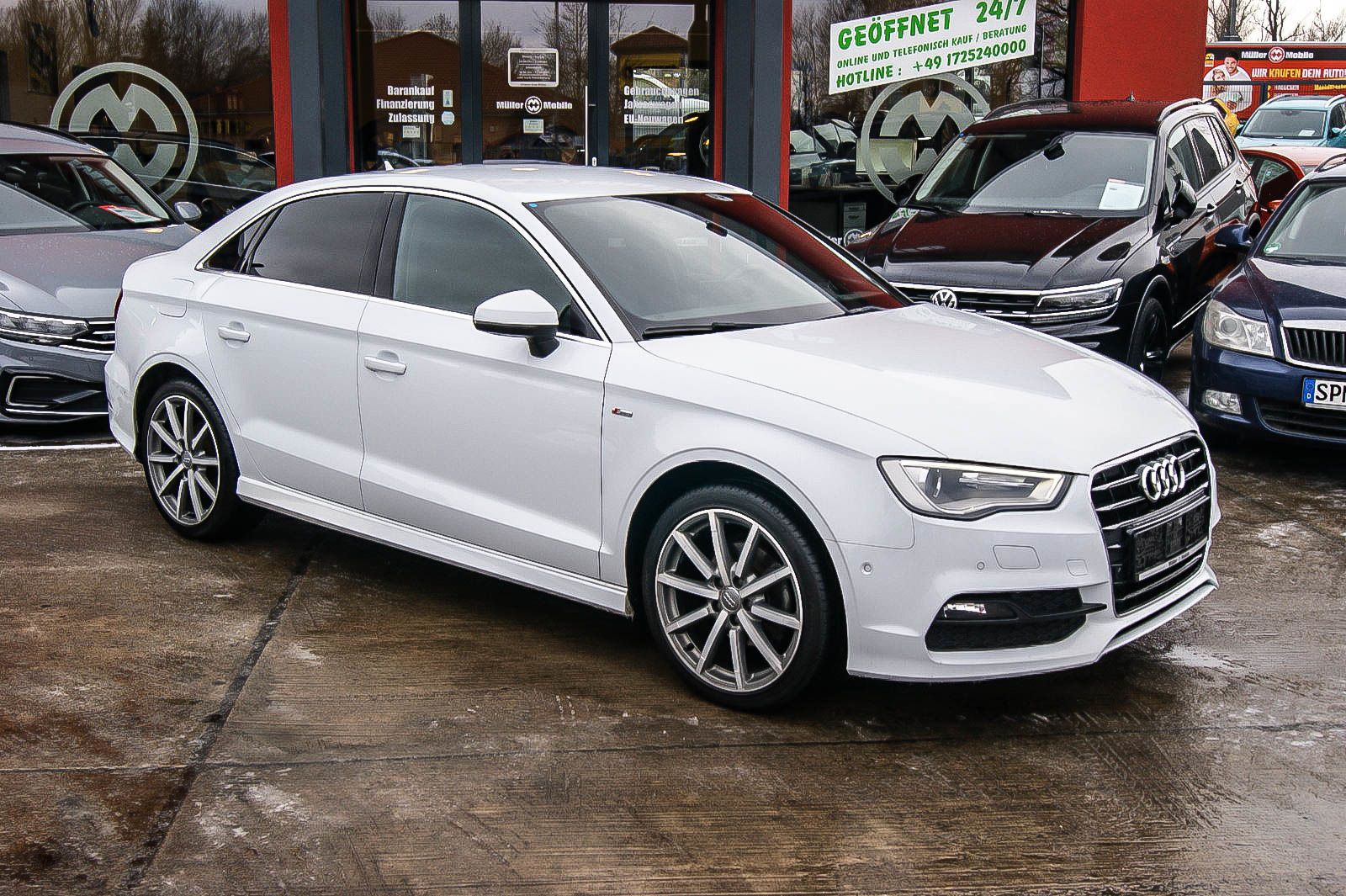 Fahrzeugabbildung Audi A3 Limousine 1.4 TFSI S-LINE NAVIGATION XENON 18