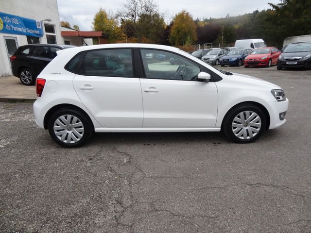 Fahrzeugabbildung Volkswagen Polo V Team/1.Hd/Klima/SitzH/PDC/84.000km/