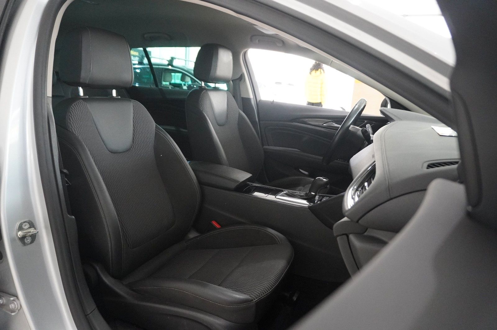 Fahrzeugabbildung Opel Insignia B ST 1.5T DYNAMIC NAVI/LED/KAMERA/DAB+