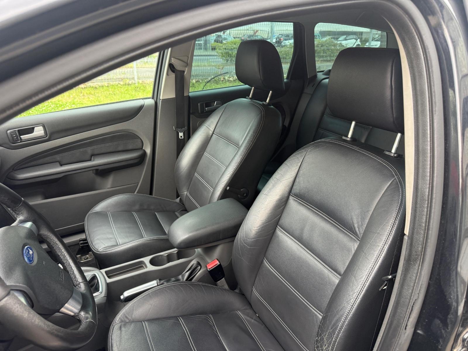 Ford Focus 2007 — photo 9