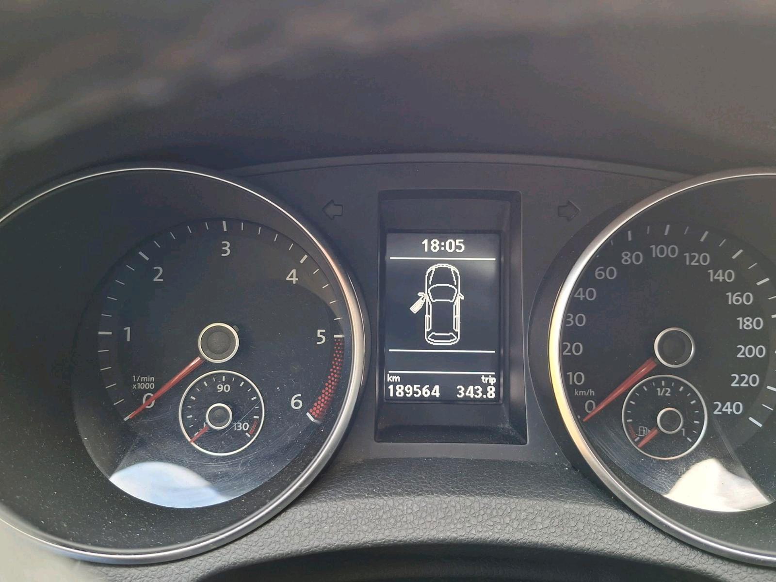 Volkswagen Golf 2012 — photo 5